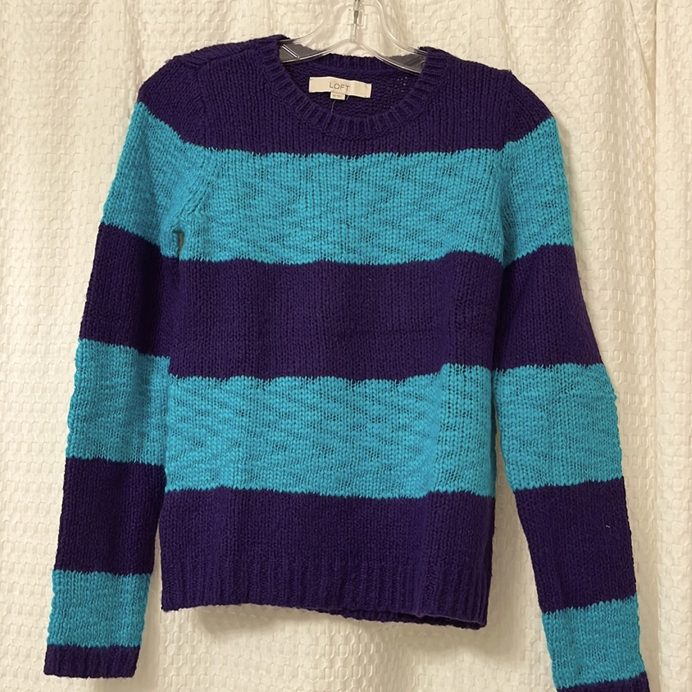 Sweater - Picture 3 of 4
